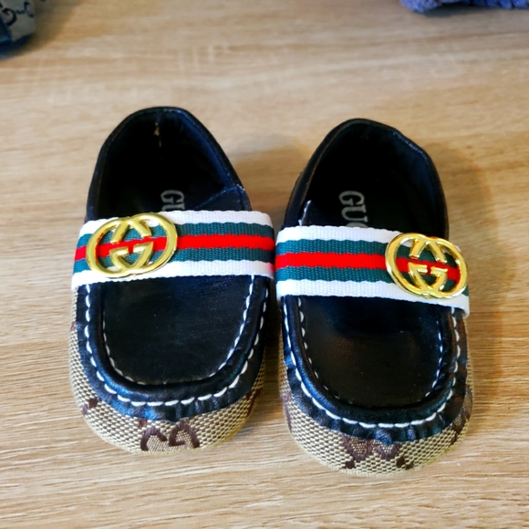 Cute baby slip on loafers - Picture 1 of 4